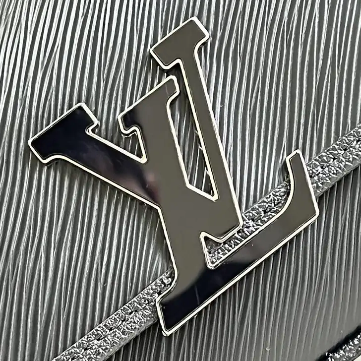 Fashion Reps Bag 2209HT0009 LV 0523